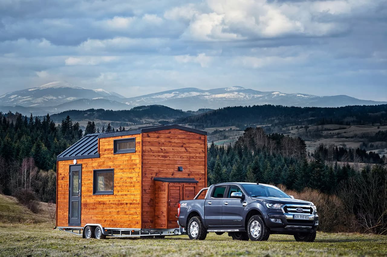 Vagabond Haven's Julia: 27 m² tiny house built for families