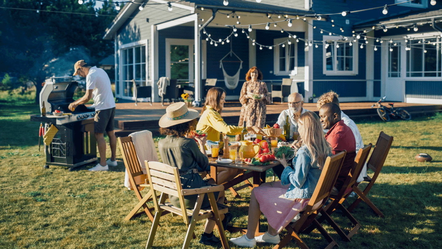 Zillow's Expert Guide Covers Every Detail of Hosting a Housewarming Party