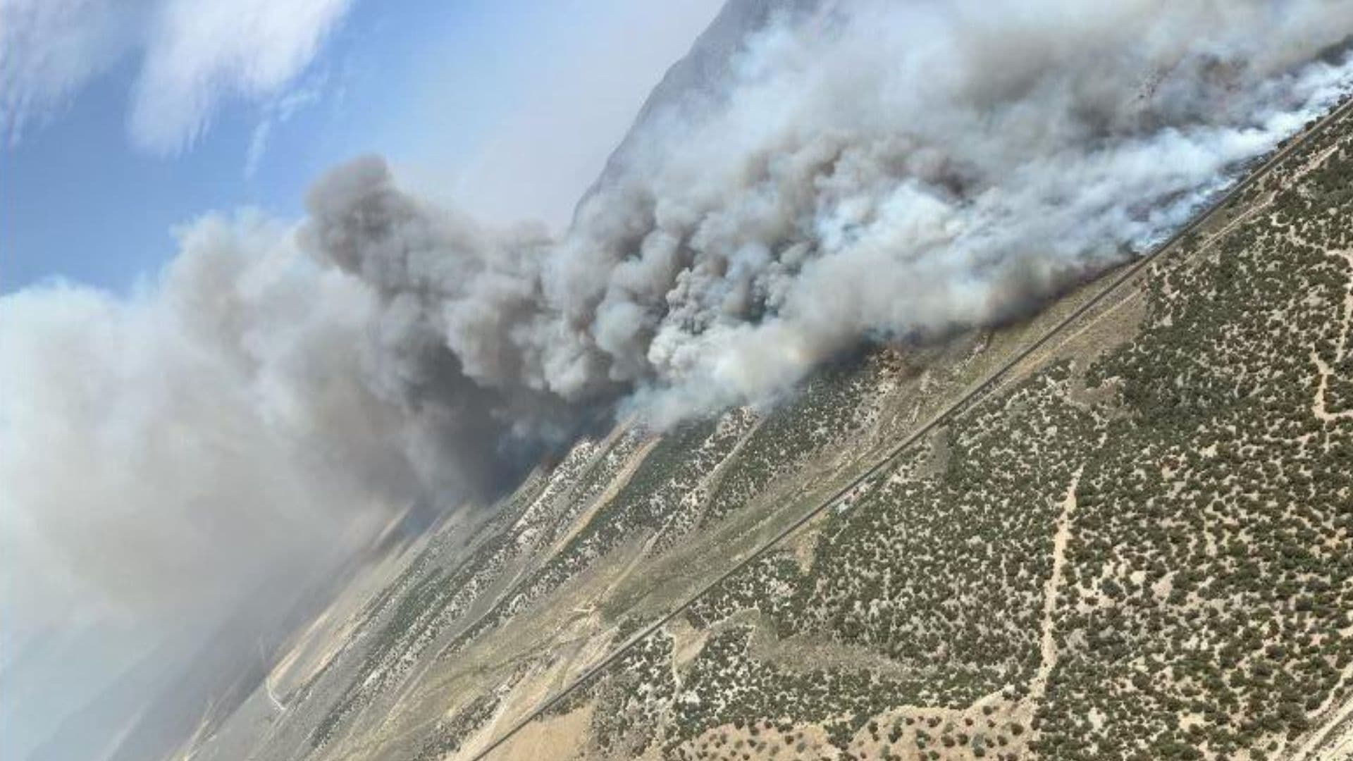 Iron Fire forces evacuations near Eureka as winds push blaze closer