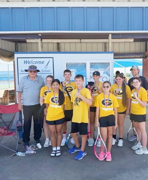 Gatesville Junior High Tennis Excels at Robinson Tournament with Multiple Wins