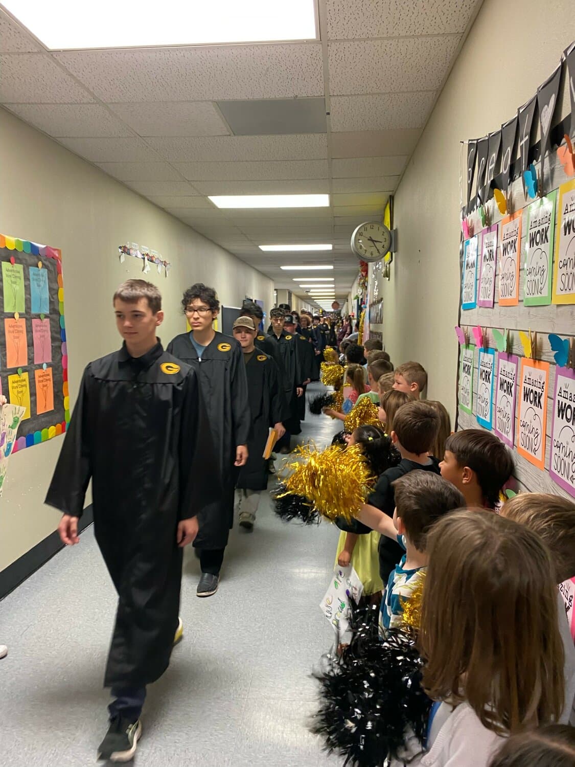 Gatesville ISD seniors take final walk before graduation